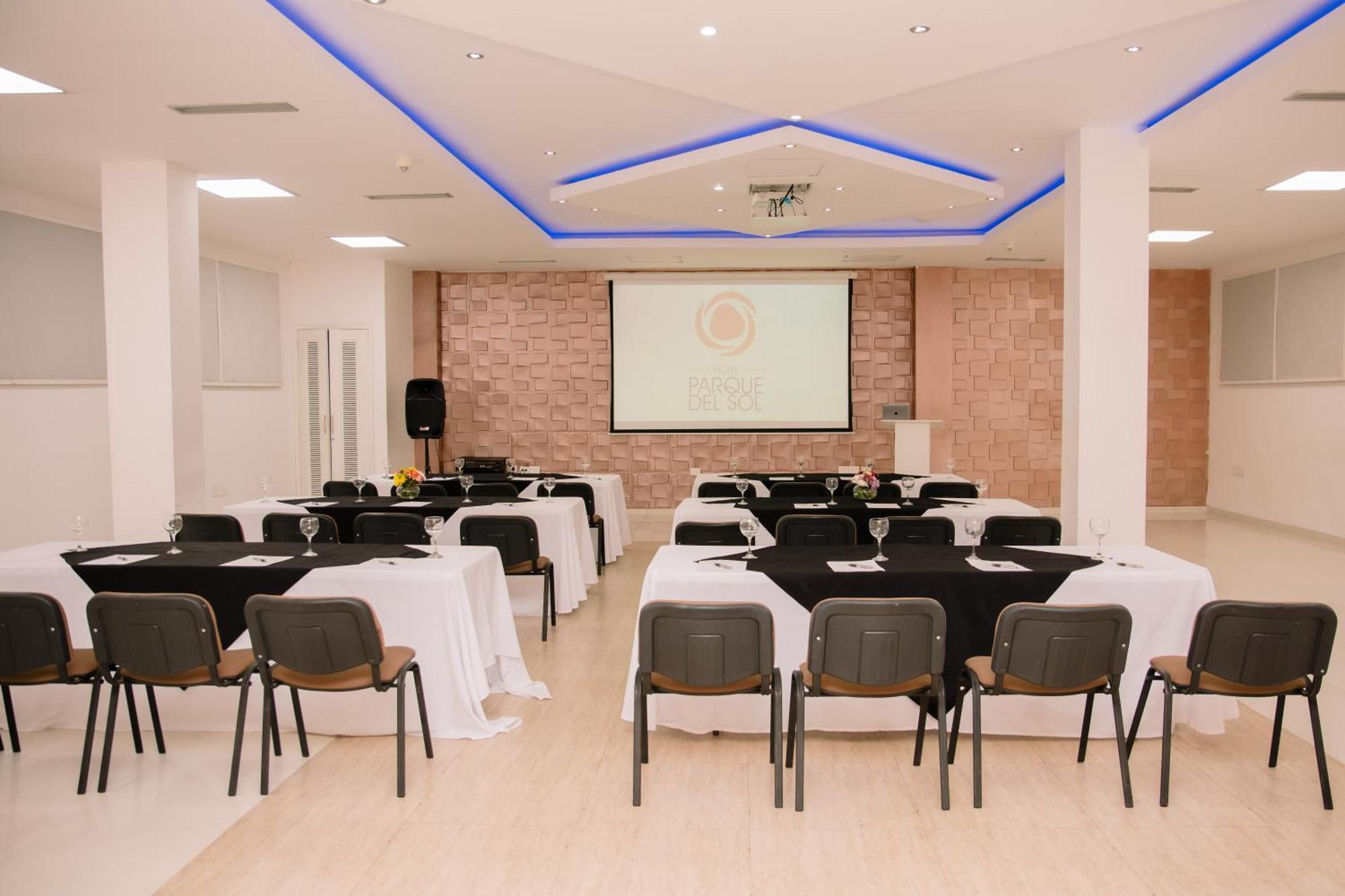 Hotel Parque Del Sol Montería Zewnętrze zdjęcie