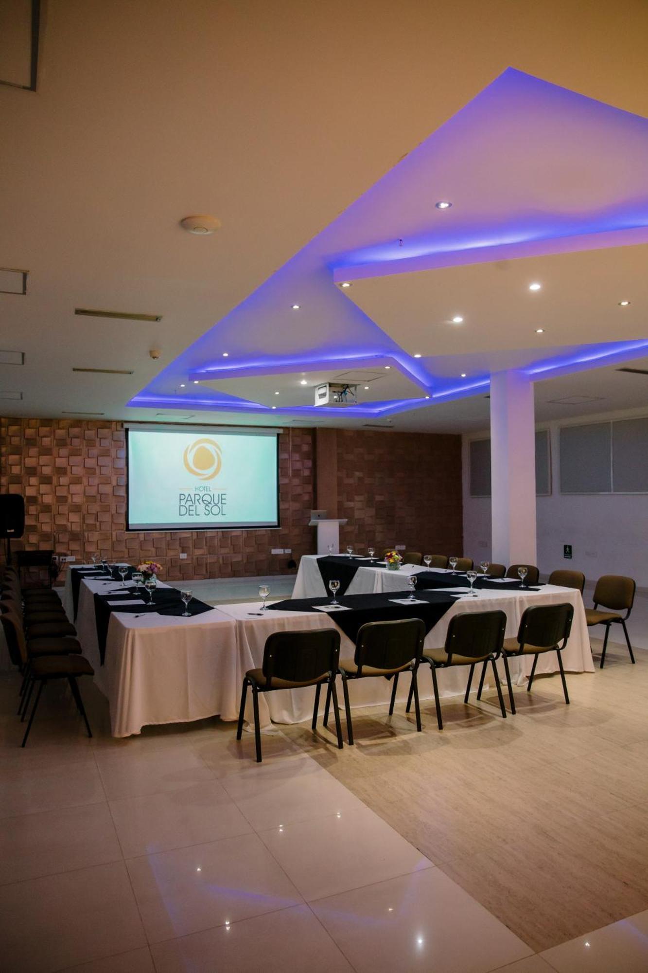 Hotel Parque Del Sol Montería Zewnętrze zdjęcie
