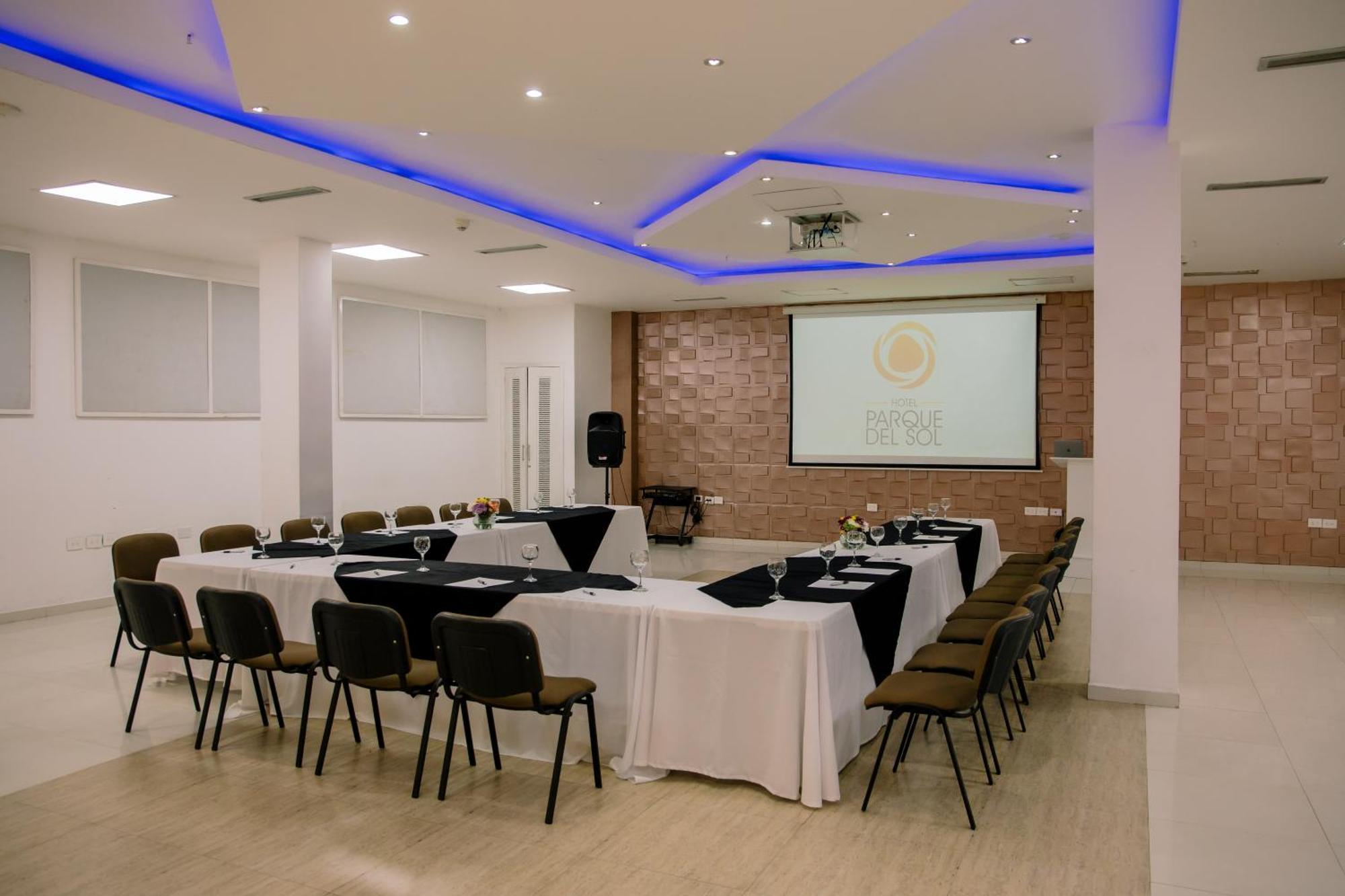 Hotel Parque Del Sol Montería Zewnętrze zdjęcie